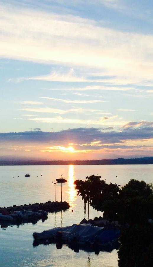Casa Caterina Lake View Holidays Apartments Peschiera del Garda Dış mekan fotoğraf